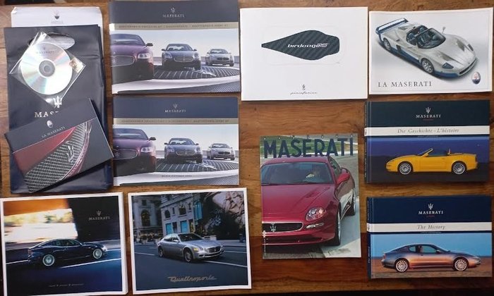 Kataloge und Bücher - Maserati