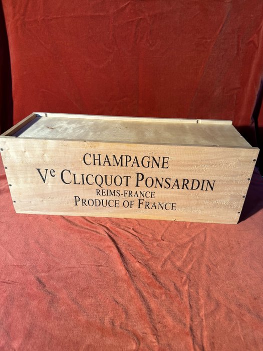 Veuve Clicquot, Veuve Cliequot Ponsardin - Reims Brut - 1 Double Magnum/Jeroboam (3.0L)