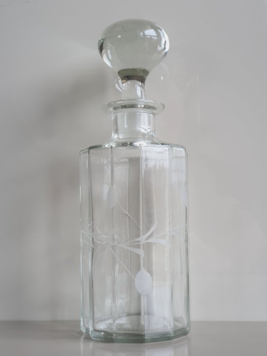 醒酒器 - 美丽的意大利装饰艺术风格水瓶，带有装饰，来自“Bormioli”