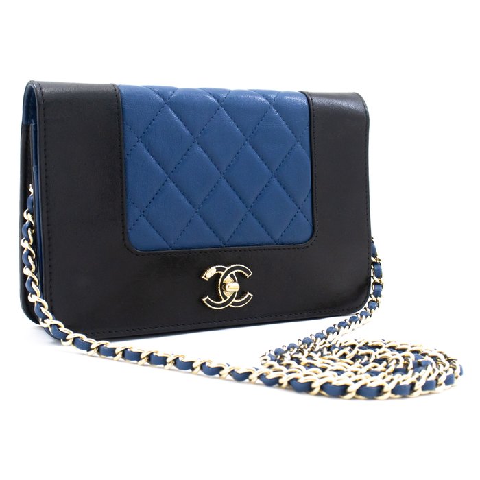Chanel Vállon átvethető táska