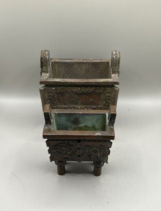 To røgelse brændere - Bronze - Kina - Slutningen af det 20. århundrede
