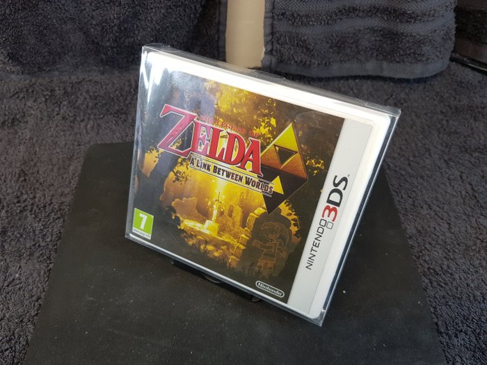 Nintendo 3Ds Game - The Legend of Zelda A LinkBetween Worlds + Amiibo loftwing&Zelda - 电子游戏 - 带原装盒