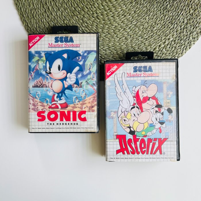 Sega - Master Syatem - Sonic the Hedgehog & Asterix - Videospill - I original eske