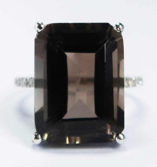 Ring - 14 kt Vittguld - Diamant