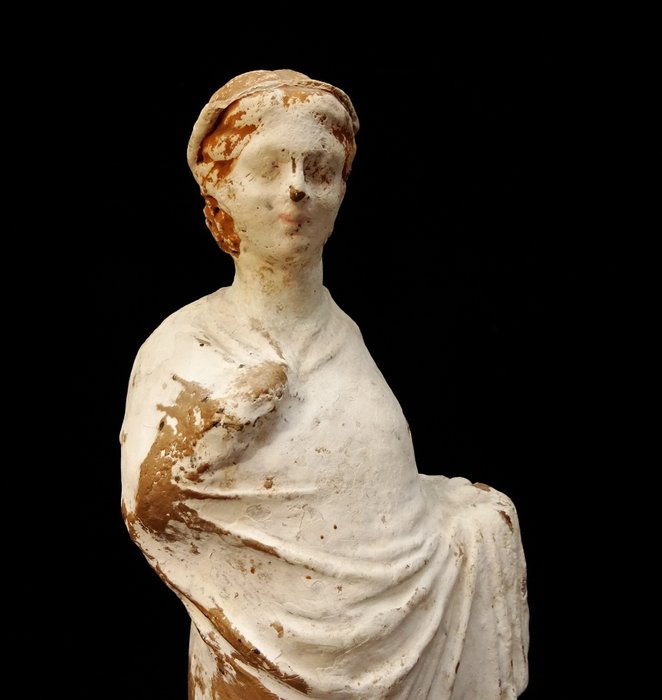 古希臘，希臘化時代 - 優雅的塔納格拉雕像 - 多色的年輕女子 - 21.1 cm