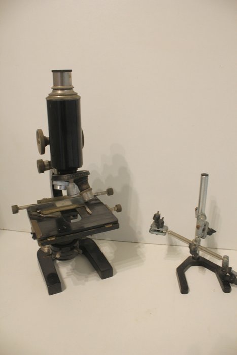 Mikroskop - Paris - 1. Hälfte des 20. Jahrhunderts - Nachet