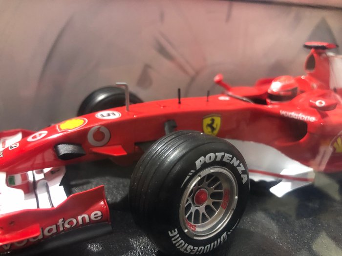 Hot Wheels 1:18 - Modellino di auto - Ferrari F1 248