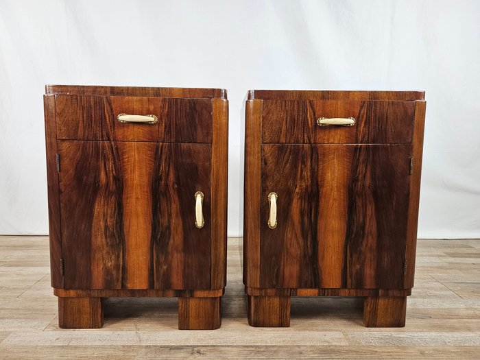 Nightstand (2) - Pair of Art Deco bedside tables in walnut - Burr walnut