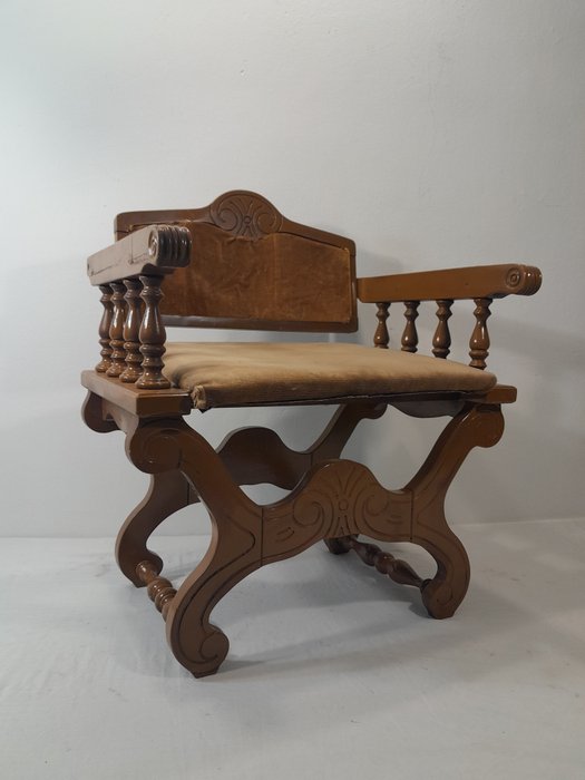 Chair - Wood