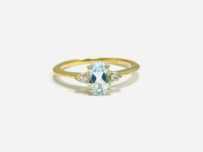 Ring - 18 kt. Yellow gold -  1.70 tw. Aquamarine - Diamond 
