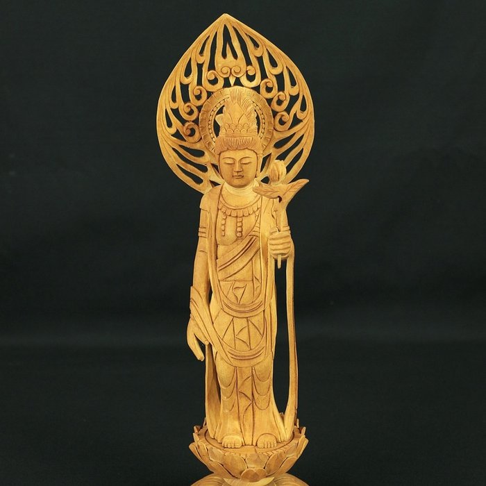 Shokannon 聖観音 (Kannon Bosatsu Figure Holding Lotus Bud) Wood Carving Buddhist Statue Sculpture 27cm - Legno - Giappone  (Senza Prezzo di Riserva)