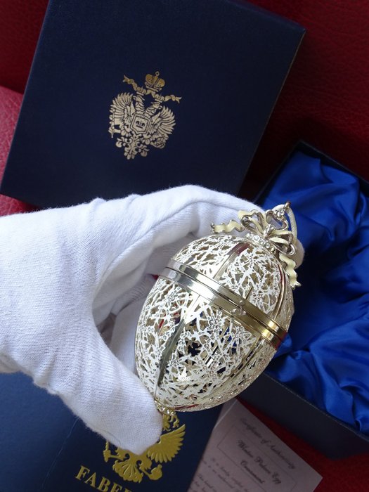 小雕像 - House of Fabergé - Imperial ornament Egg - Fabergé style - Original box included - metal - 金屬