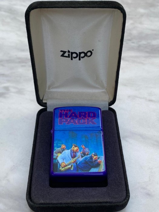 Zippo - VİNTAGE CAMEL “ THE HARD PACK “ 1993 Never opened - Feuerzeug - Spezialbeschichtung -  (2)