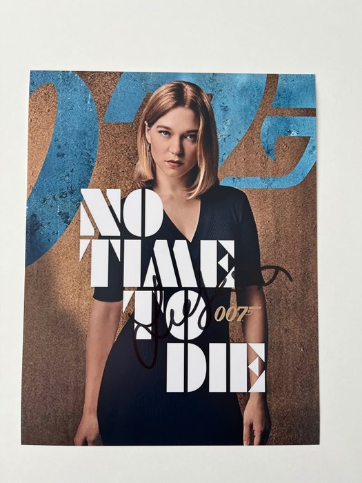 James Bond 007: No Time To Die, Lea Seydoux as "Madeleine Swann" handsigned photo with B'BC holographic COA