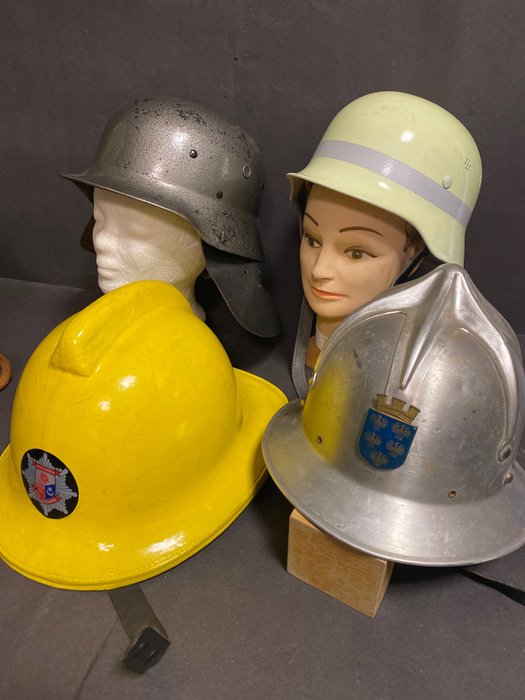 Germany - Military helmet - Lot of protective helmets rescue service helmet International: Fire brigade