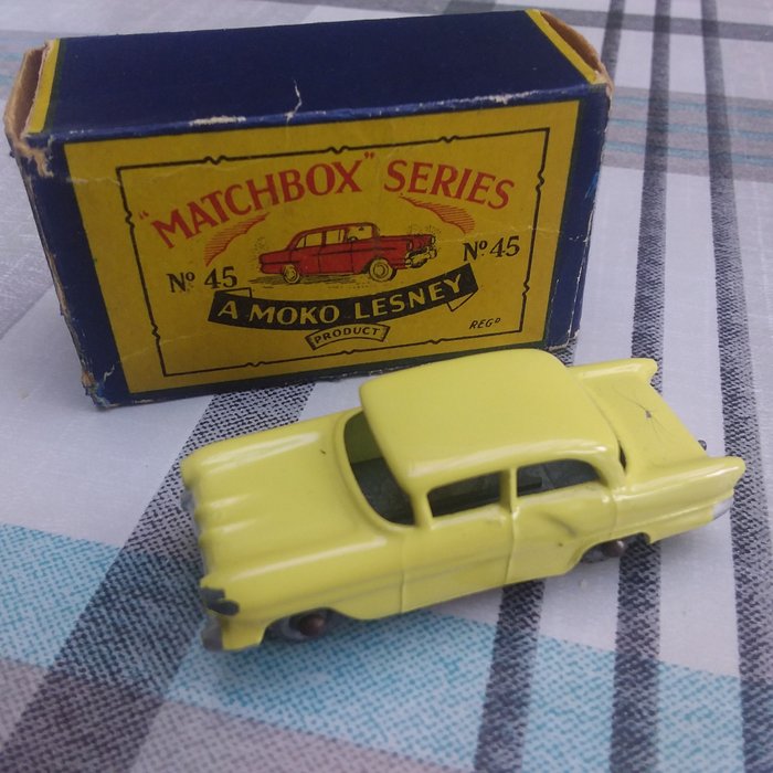 Matchbox 1:76 - Voiture miniature - Vauxhall Victor n. 45A - Pas de tableau de bord