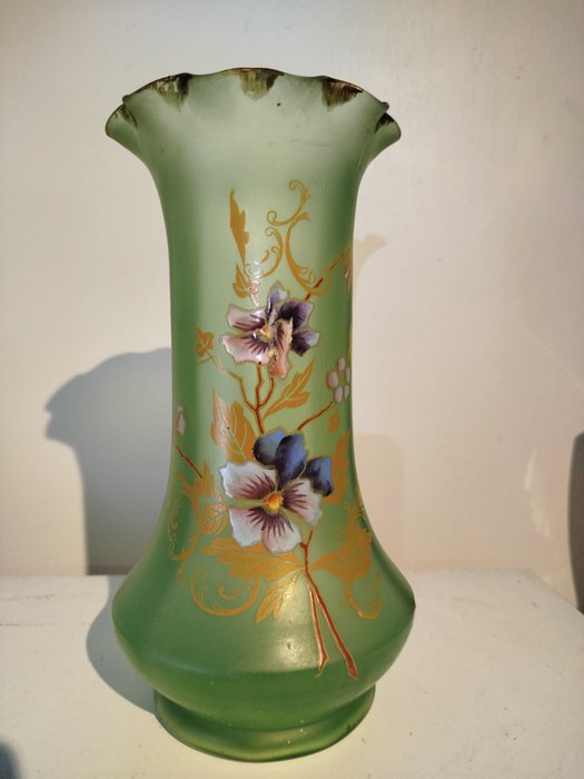 François Théodore Legras (1839-1916) - - Enkeltblomst vase -  Art Nouveau emaljeret vase  - Glas