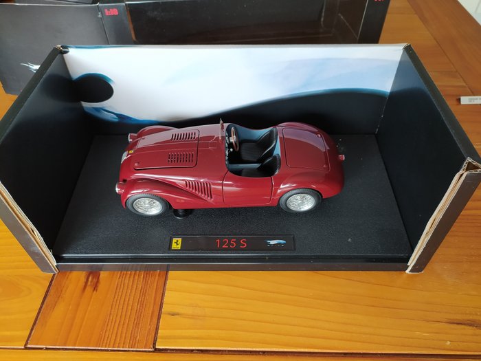 Élite par Hot wheels 1:18 - 模型汽车 - Ferrari 125 S de 1947 bordeaux - 限量系列