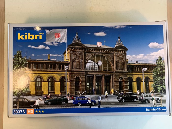 Kibri H0 - 39737 - Modelltåg landskap (1) - Bahnhof Bonn; mycket stor station på 1 meter lång - DB