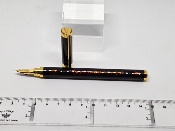 S.T. Dupont - 钢笔