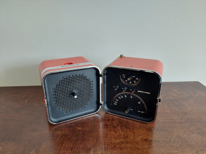 Brionvega by Richard Sapper & Marco Zanuso - TS-502 - Portable radio