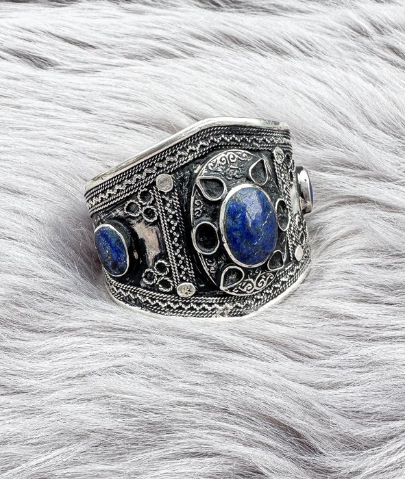 Ingen reservasjonspris - Armring Tysk sølv Lapis lazuli 