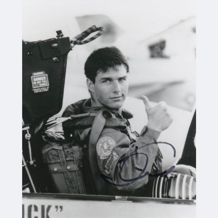 Top Gun - Signed by Tom Cruise (Pete Mitchell)