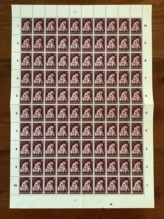 Nederland 1960/1979 - Diverse zegels met plaatfouten in complete vellen - NVPH 736, 807, 840, 1073, 1050, 1151 en 1172