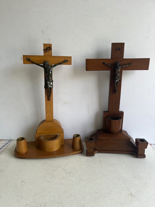(十字架状)耶稣受难像 (2) - 橡木 木质 黄铜 - 1950-1960