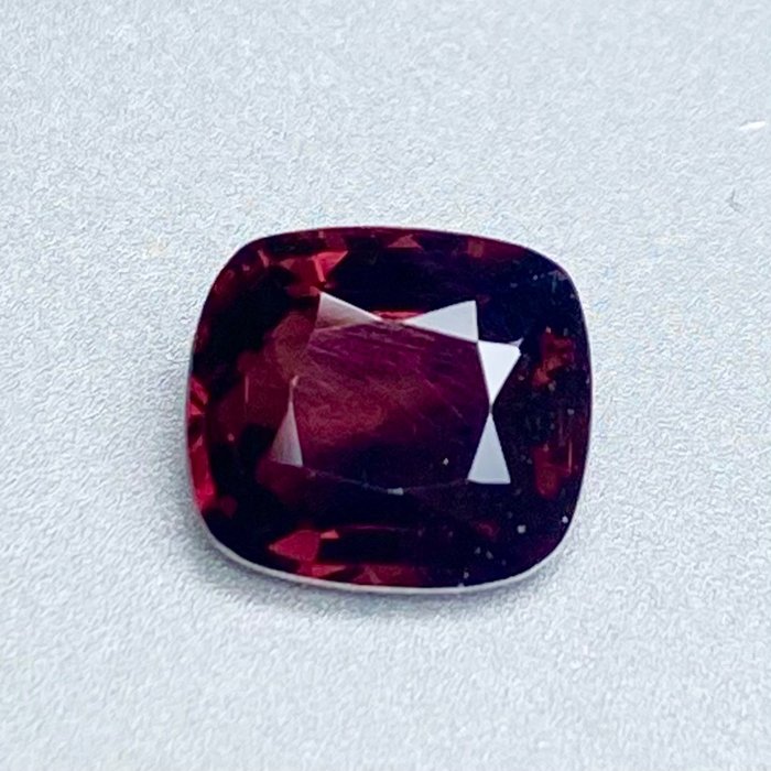 Rot, Keine Reserve Spinell - 1.14 ct
