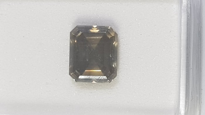 1 pcs Diamant - 1.37 ct - Émeraude - Fancy Dark Brown Greenish Yellow - SI3