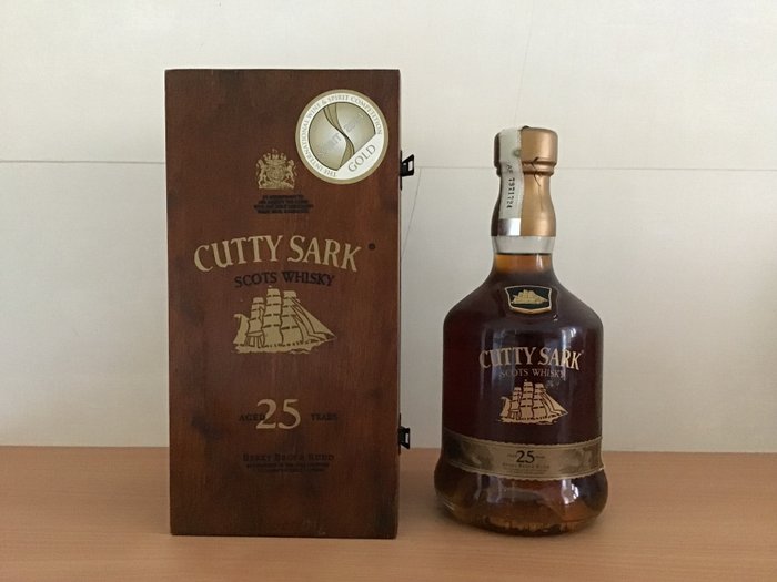 Cutty Sark 25 years old  - b. 2000s - 70 cl 