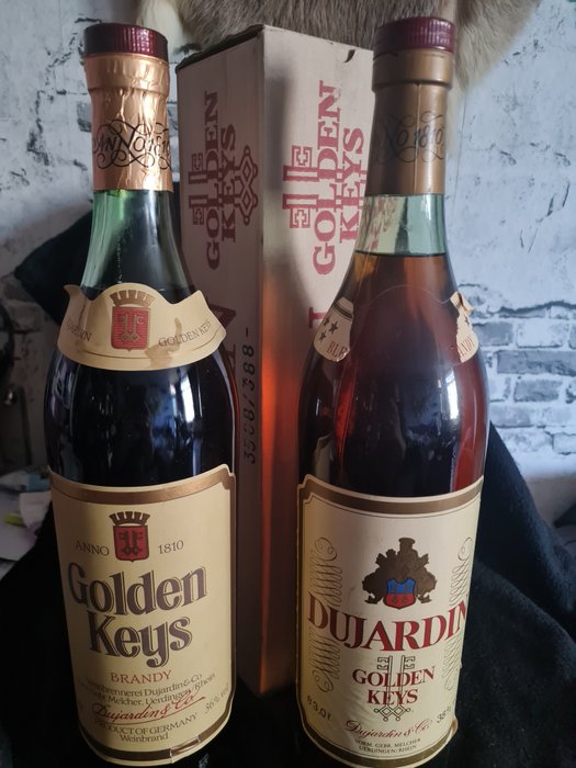 Dujardin - Golden Keys - Jeroboam  - b. Década de 1970, Década de 1980 - 3 litros - 2 botellas