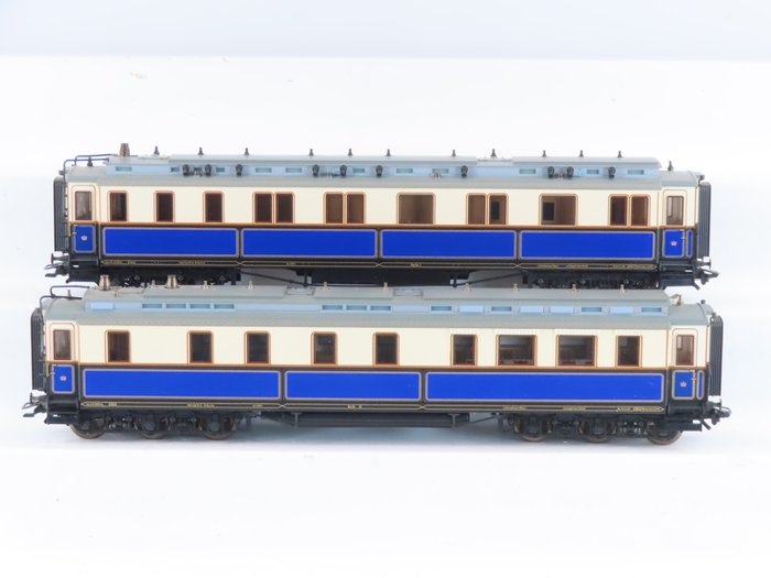Märklin H0 - 2681 - Conjunto de vagones de tren de pasajeros a escala (1) - Vagón de la corte y vagón restaurante, "Hofzug Kaiser Wilhem II" - KPEV