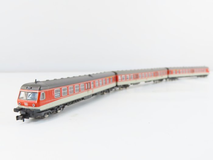 Fleischmann N - 7430/7432 - Comboio individual (2) - Conjunto de trem a diesel de 3 peças BR 614 com iluminação interna - DB