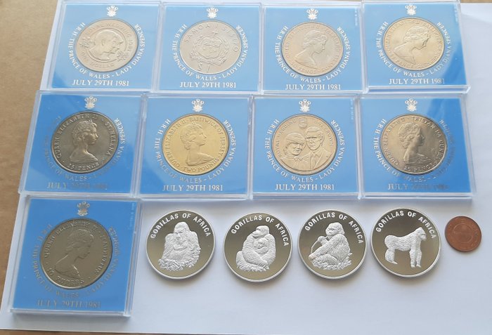 World. Various Denominations 1950/2003 (14 coins)  (No Reserve Price)