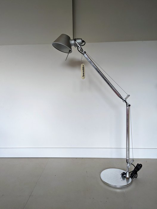 Artemide - - Michele De Lucchi - Tolomeo - Table lamp - Tolomeo Table - Aluminium