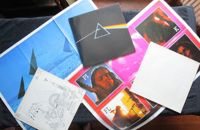 Pink Floyd - The Wall, Relics, The Dark Side Of The Moon incl. 2 Posters - Diverse Titel - Vinylschallplatte - 1973