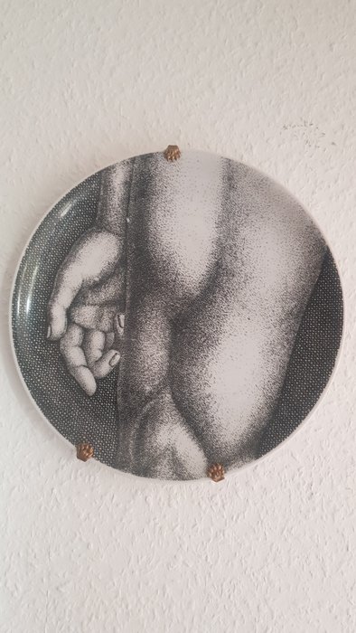 Dekoratives Tablett - Fornasetti-Milano - (D. 26 cm) - Italien 