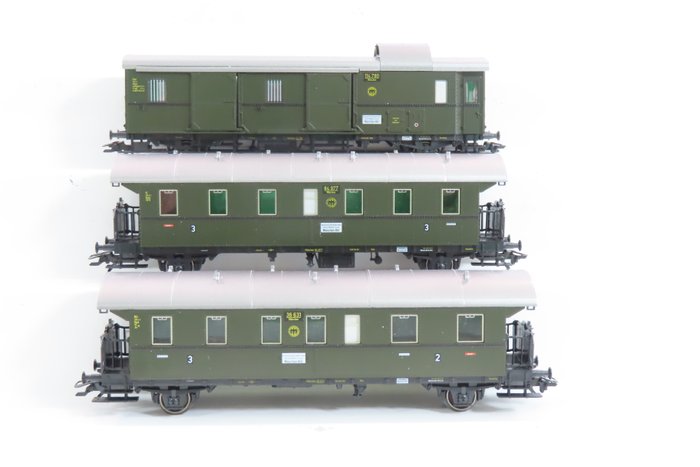 Märklin H0 - 43137 - Conjunto de vagones de tren de pasajeros a escala (1) - Juego de vagón de viajeros de 3 piezas de 2.ª/3.ª y 3.ª clase, incluido compartimento para equipaje - DRG