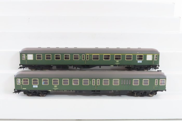 Fleischmann H0 - 5664/5665 - 模型客運火車 (2) - 特快列車2節車廂；包括二等控制車廂及部分載有乘客 - DB