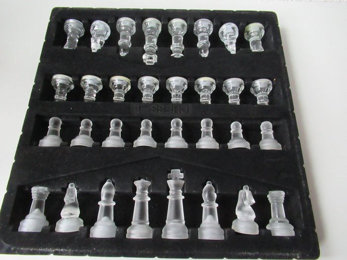 Juego de ajedrez - Cristal