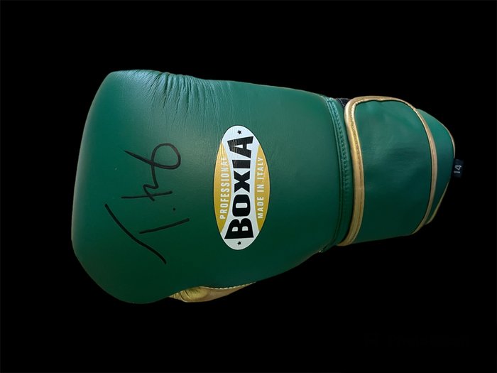 Tyson Fury - 2022 - Boxing gloves 