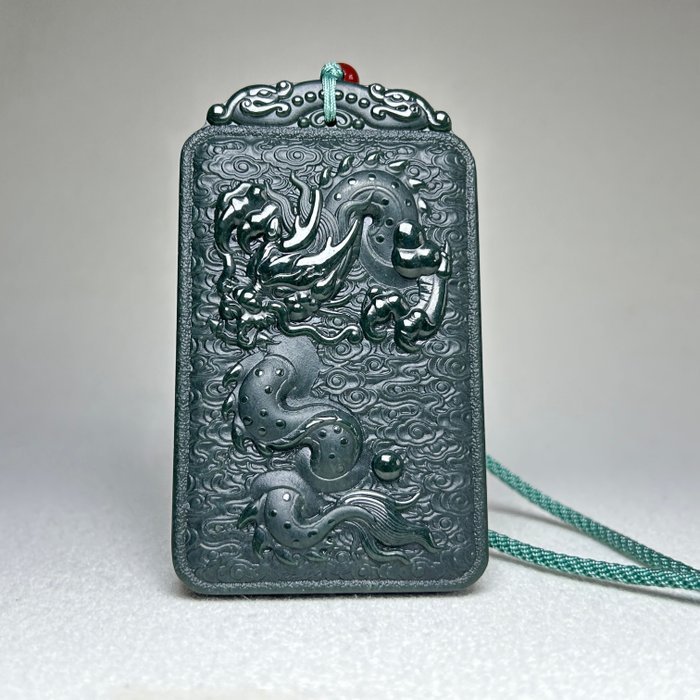 Great Dragon Pendant - Nefriitti Jade - Kiina  (Ei pohjahintaa)