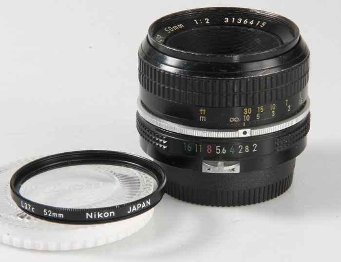 Nikon Nikkor 2/50mm | Objektiv mit fester Brennweite