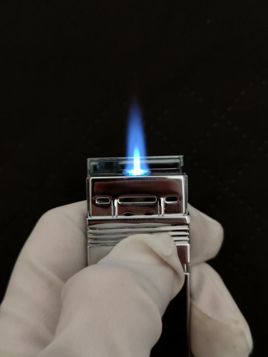 Pierre Cardin - Paris - 口袋打火机 - 漆, 钢材（不锈钢）