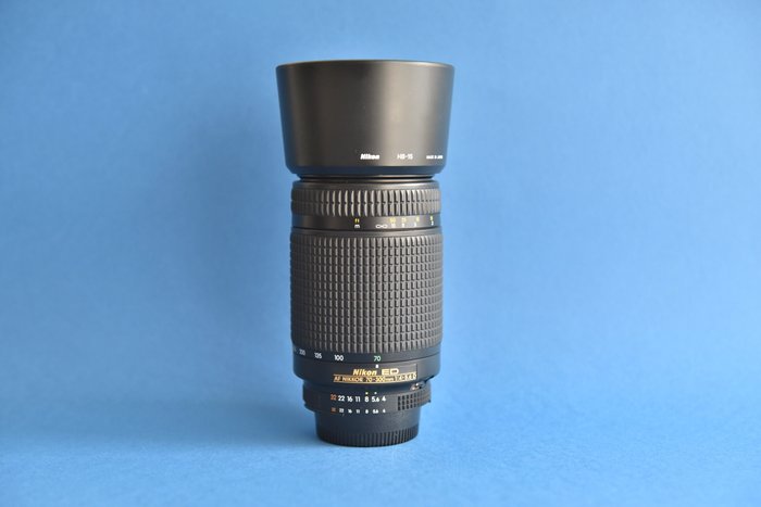Nikon AF Nikkor 70-300mm f4-5.6 Ai-S + Accessoires * Zoom-objektiivi