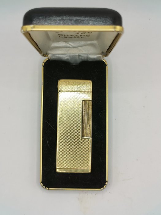 Sylvia - 160 - Pocket lighter - Gold-plated