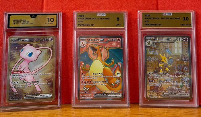 Pokémon - 3 Graded card - poke - Alakazam, Charizard, Mew - UCG 10