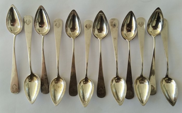 勺 (12) - 12 件組 19 世紀末西班牙茶匙。 - .915 銀